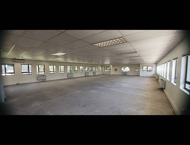 312M² OFFICE TO LET IN HYDE PARK